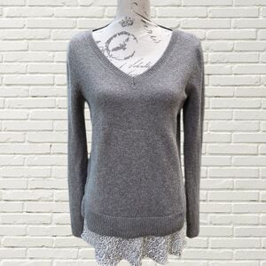 LOFT‎ V-neck layered sweater Extra Small